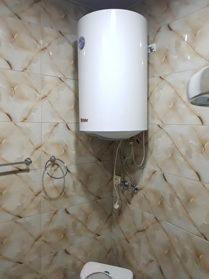 شقة باتومي  في شقة إن فرونت أوف ماكدونالز المظهر الخارجي الصورة